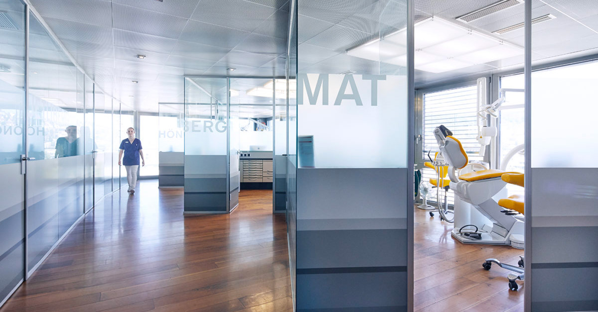 Copyright Swissdentalcenter.ch (c) Swissdentalcenter.ch